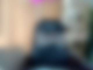 Live cam show with Kylara-1 - Body Massage on slutload