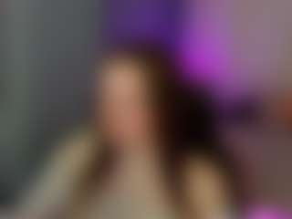 Live cam show with Kylara-1 - Nipple Piercings on nudelive.tv