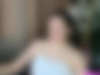 Live cam show with Kylara-1 - Nipple Piercings on dropp.cam
