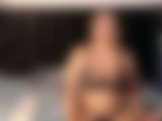 Live cam show with lovethickmilf - Mature on Dolls Live