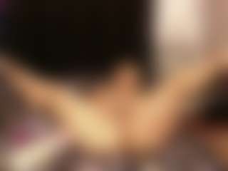 Live cam show with lovethickmilf - Handjob on StripNow