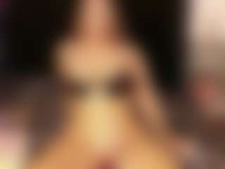 lovethickmilf MILF webcam performer live streaming