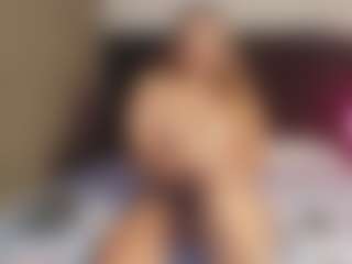 lovethickmilf's Live Sex Cam Show