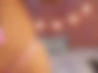 lovethickmilf MILF webcam performer live streaming