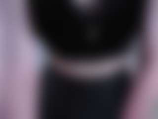LucienneRelkin's Live Sex Cam Show