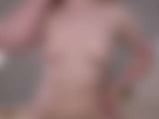 LucienneRelkin's Live Sex Cam Show