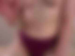 Live cam show with LucienneRelkin - Gray Eyes on crypto-cams