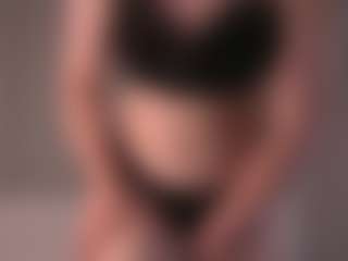 LucienneRelkin's Live Sex Cam Show