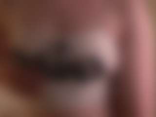LucienneRelkin's Live Sex Cam Show