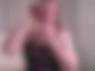 LucienneRelkin's Live Sex Cam Show