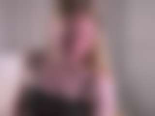 LucienneRelkin's Live Sex Cam Show
