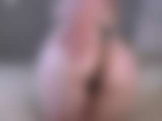 LucienneRelkin's Live Sex Cam Show