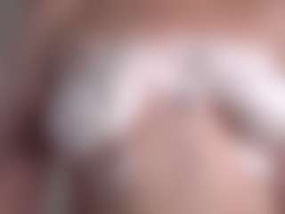 Live cam show with LucienneRelkin - Gray Eyes on SpunkLive