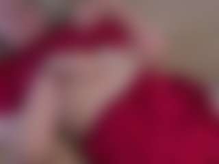 Live cam show with LucienneRelkin - Ass Bouncing on SxyPornLive