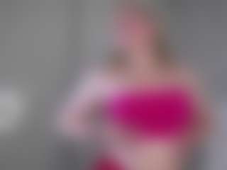 LucienneRelkin's Live Sex Cam Show