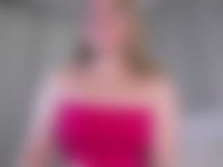 Live cam show with LucienneRelkin - Body Massage on Camsoda