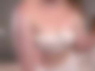 LucienneRelkin's Live Sex Cam Show