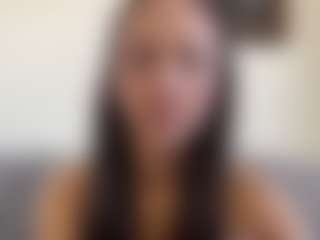 Live cam show with lilo - Public Curvy on dropp.cam