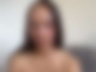 Live cam show with lilo - Curvy Small Tits on TeamSkeetLive