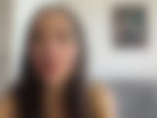 Live cam show with lilo - Pornstar Public on Soda Cam