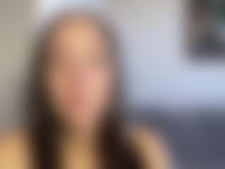 Live cam show with lilo - Brown Hair Petite on dropp.cam