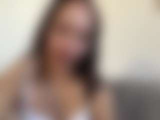 Live cam show with lilo - Shaved Pussy Brown Hair on Camsoda.co
