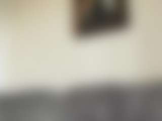 Live cam show with lilo - Bikini on SmokeAndPoke