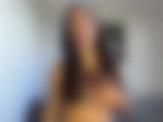 Live cam show with lilo - Brown Hair Petite on SpankPalCams