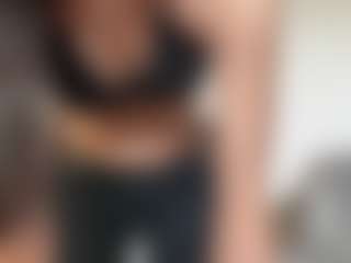 Live cam show with lilo - Brown Hair Petite on Big Tits