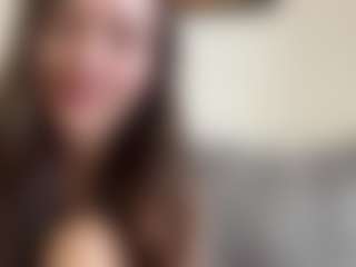 Live cam show with lilo - Curvy Young Adult on live.xbliss.ai