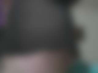 GoldenLunaFantasy's Live Sex Cam Show