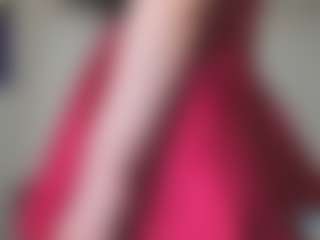 Live cam show with GoldenLunaFantasy - Role Play on Camsoda