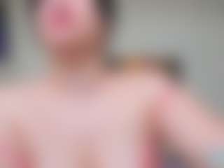 GoldenLunaFantasy's Live Sex Cam Show