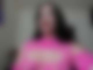 Live cam show with GoldenLunaFantasy - Girlnextdoor on livesuperchat.net