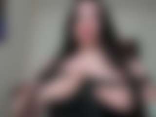 GoldenLunaFantasy's Live Sex Cam Show