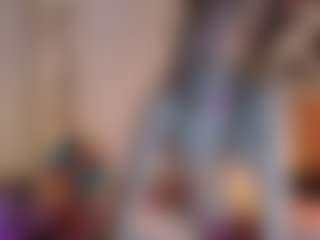 Live cam show with hi-elora - Brown Eyes Blonde Hair on SxyPornLive