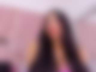 Live cam show with Honeyht - Striptease on StripNow