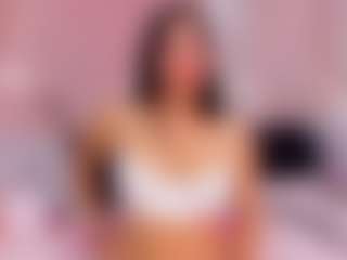 Live cam show with Honeyht - Ebony Teen (18+) on Camsoda