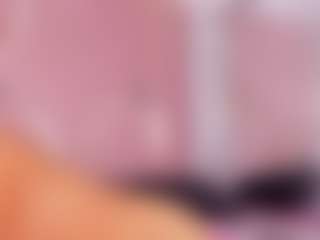 Live cam show with Honeyht - Full Nudity on Camsoda