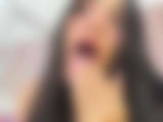 Honeyht's Live Sex Cam Show
