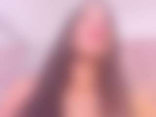 Live cam show with Honeyht - Striptease on Camsoda