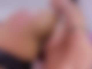 Live cam show with Honeyht - College on Camsoda
