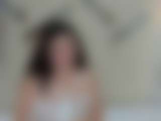 Live cam show with MelanieBleke1 - Dildo Or Vibrator on Nude Live Now
