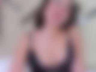 MelanieBleke1's Live Sex Cam Show