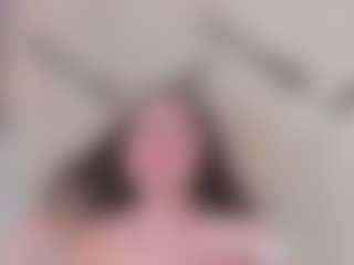 Live cam show with MelanieBleke1 - Squirt on Soda Cam