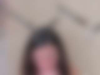 Live cam show with MelanieBleke1 - Doggy Style on Free Soda