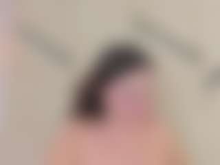 Live cam show with MelanieBleke1 - Squirt Curvy on Big Tits