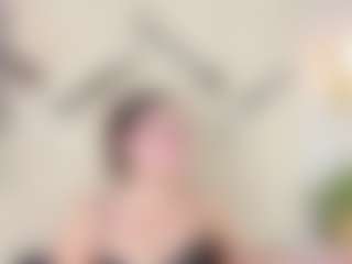 Live cam show with MelanieBleke1 - Ass Bouncing on dropp.cam