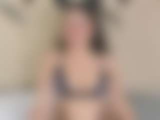 MelanieBleke1's Live Sex Cam Show