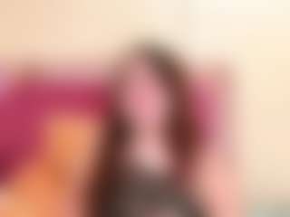 Live cam show with MelanieBleke1 - Dildo on Mixed Magazine Live